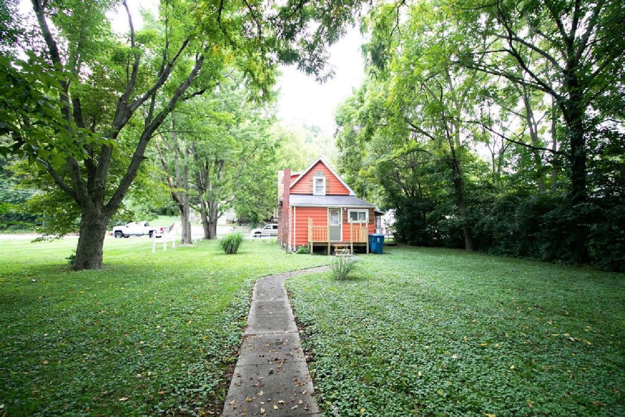 Downtown 2 Bedroom Cottage, Sleeps 6, Walking Distance To Honeywell, Downtown Restaurants, Shopping Wabash Eksteriør bilde