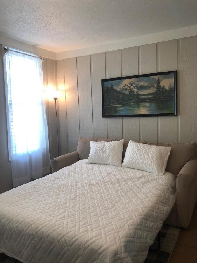 Downtown 2 Bedroom Cottage, Sleeps 6, Walking Distance To Honeywell, Downtown Restaurants, Shopping Wabash Eksteriør bilde