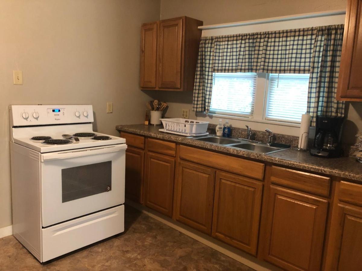 Downtown 2 Bedroom Cottage, Sleeps 6, Walking Distance To Honeywell, Downtown Restaurants, Shopping Wabash Eksteriør bilde